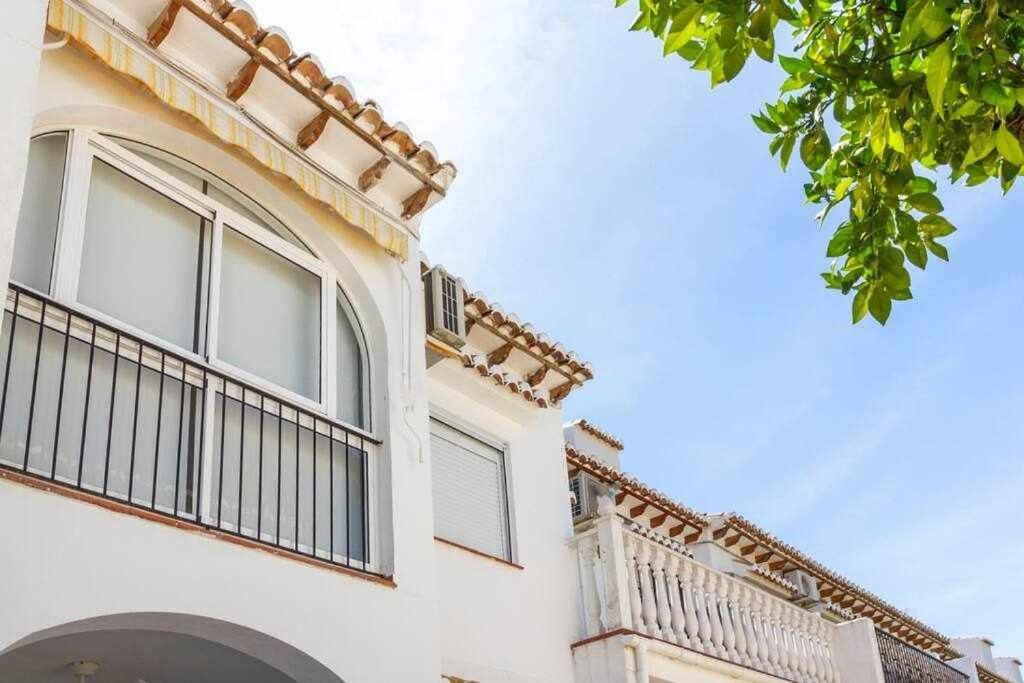 Bungalow Pink Palm Beach 托雷维耶哈 外观 照片